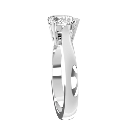 Levont Atelier Madeleine Engagement Ring